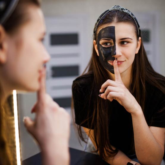 Знижка 30% на карбоновий пілінг від Студії краси «IND Beauty»